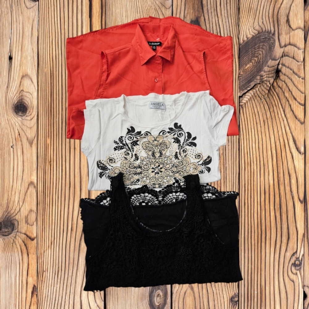 Angela White Shirt Medium/Muddy Sleeveless medium/ Le Chateau Orange Sleeveless